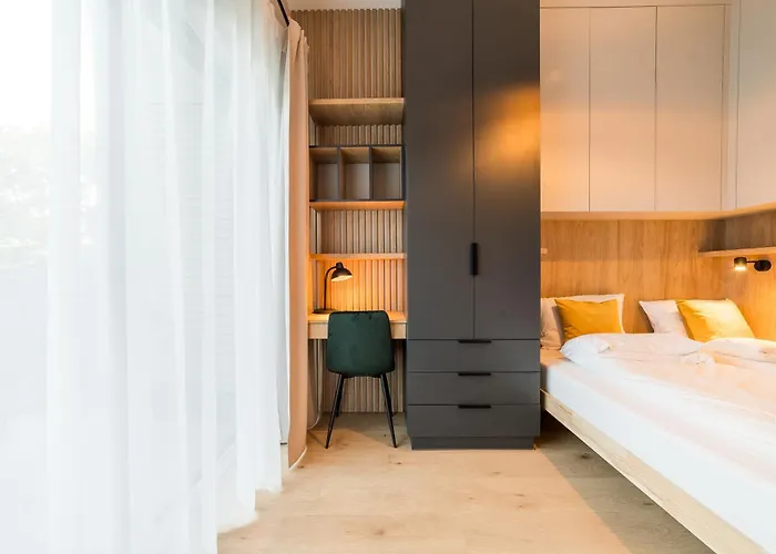 Heart Of Luxury By Bookinghost * Poznan