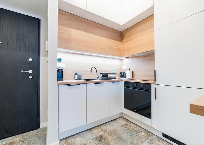 Heart Of Luxury By Bookinghost